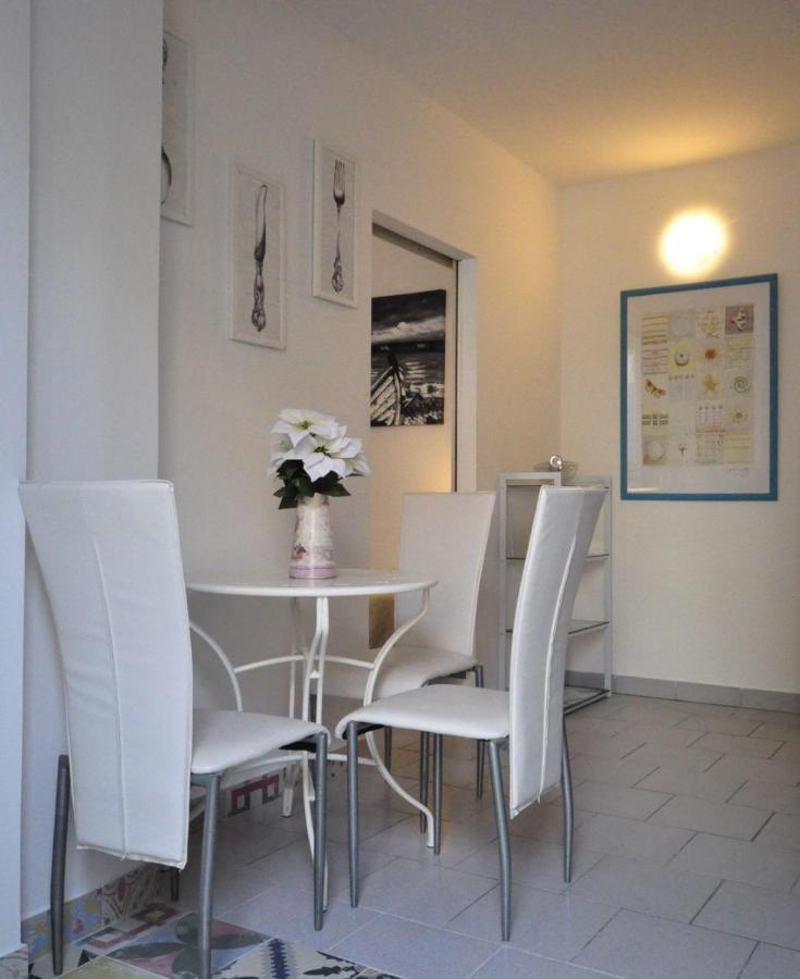 Apartment Stay Inn สปลิท ภายนอก รูปภาพ
