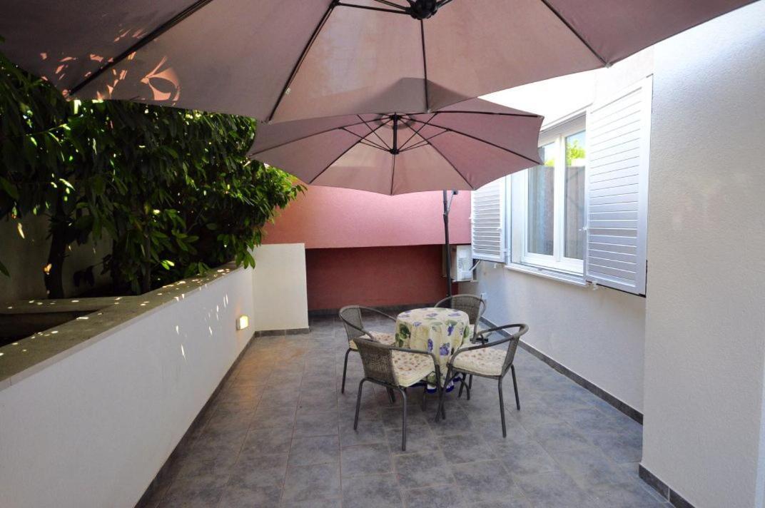 Apartment Stay Inn สปลิท ภายนอก รูปภาพ